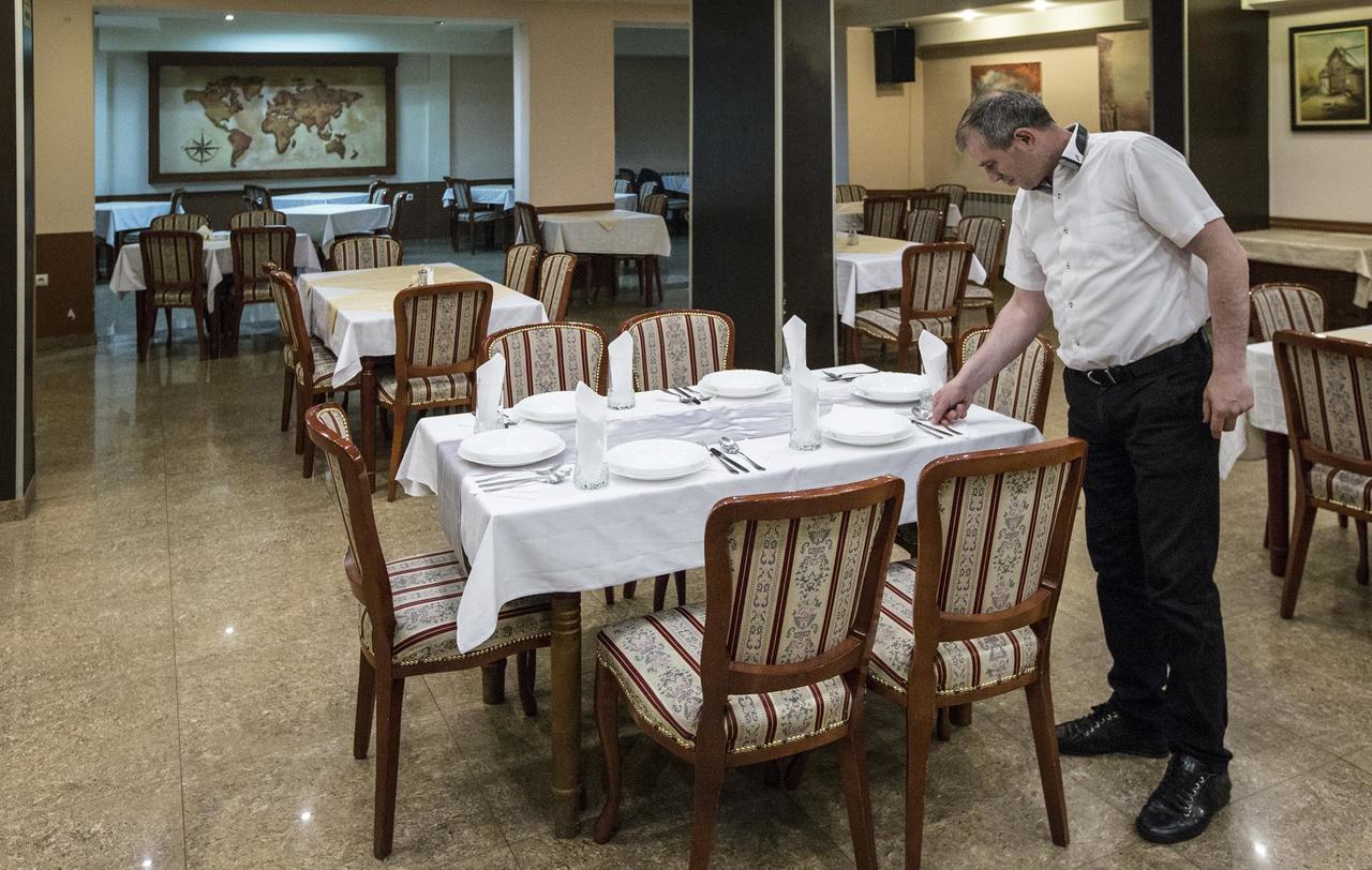 Hotel Atlas Νόβι Πάζαρ Εξωτερικό φωτογραφία